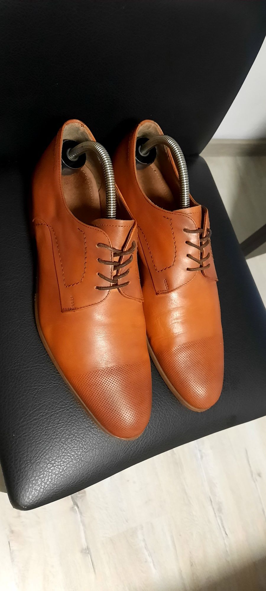 Pantofi AC MAN model deosebit