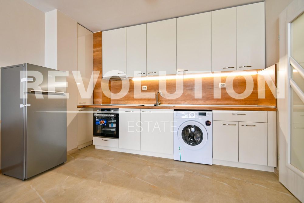 Дава се под наем Двустаен апартамент в София, Малинова долина - 72 кв.м за 763.98 € - Снимка #4