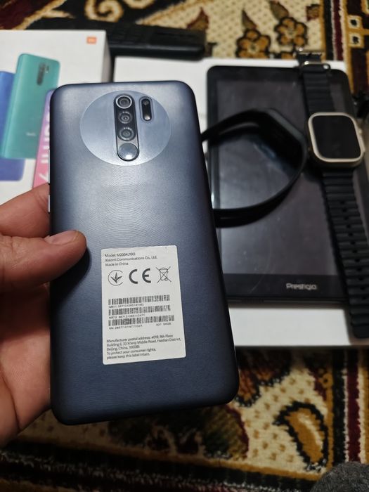 Планшет,телефон redmi 9 4/64  смарт часы huawei xiaomi.