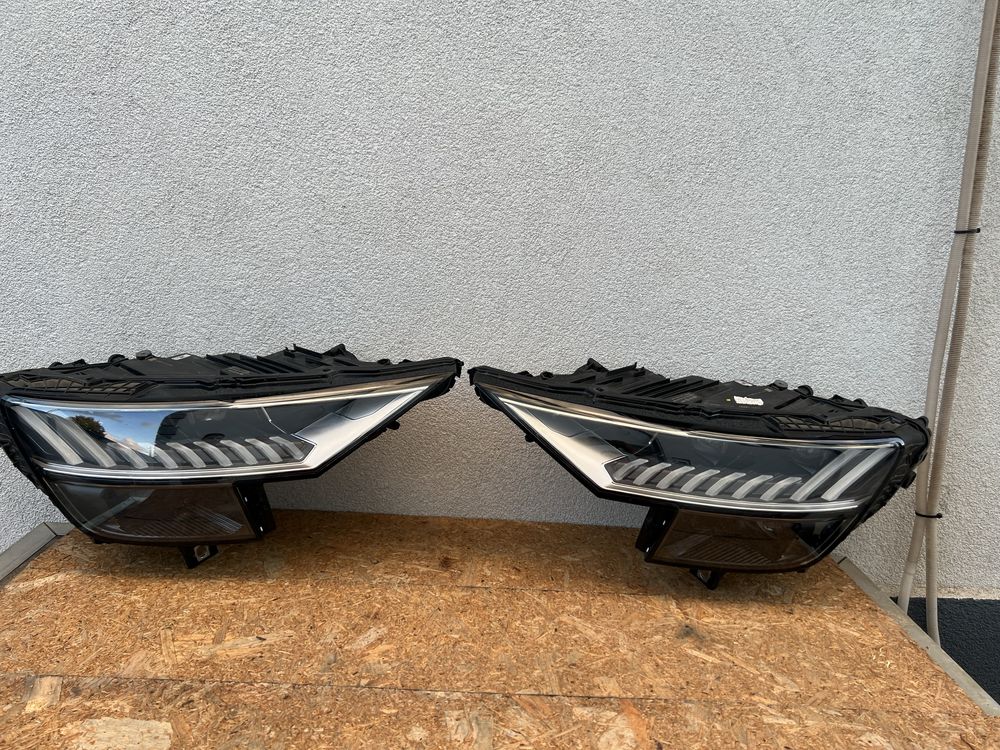 SET Faruri stanga dreapta Audi Q8 4M SQ8 Full LED MATRIX Originale