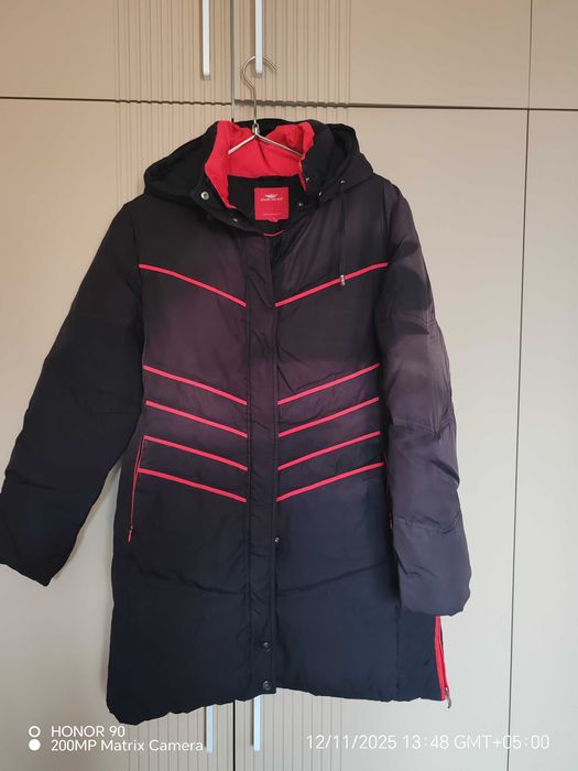 Женский пуховик размер 46