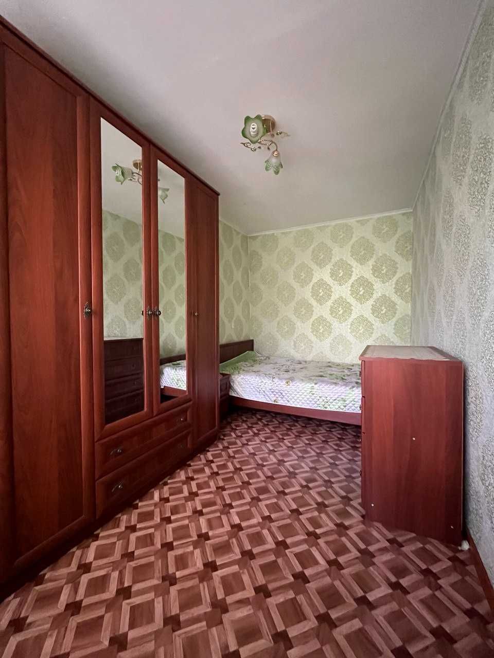 2-х квартира, по ул.Караганды р-он Восток, 3/4, 44/6 кв.м.