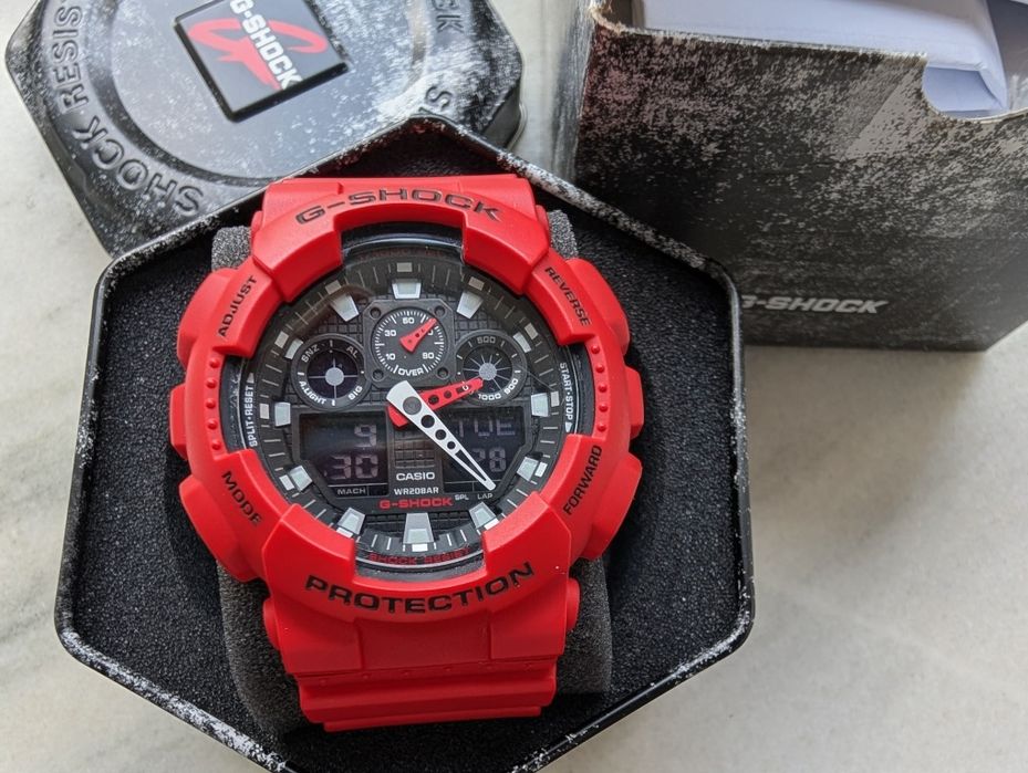 Vand Casio G-Shock GA-100B-4AER ca nou