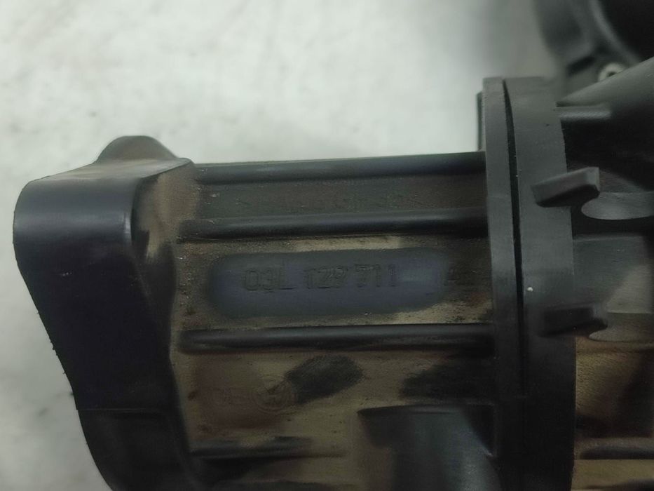 Galerie de admisie 2.0 tdi CAH CAG CGL 03l129711 Audi Q5 8R