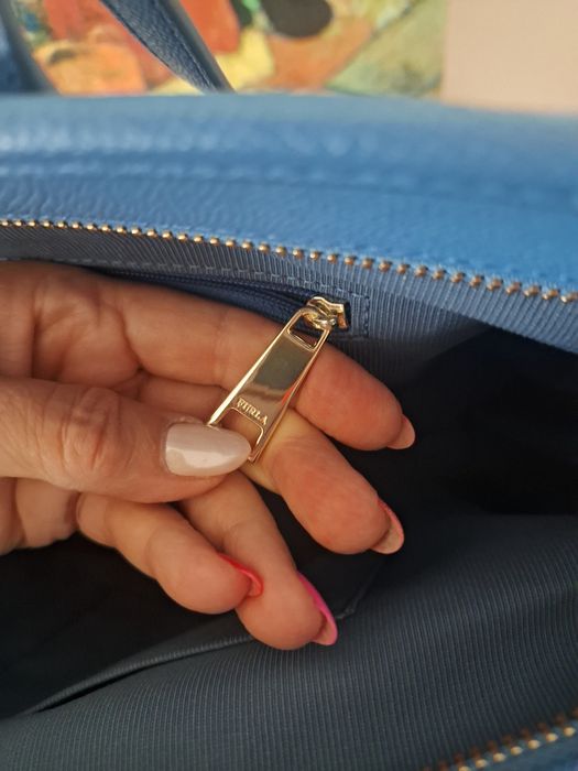 Чанта Furla естествена кожа