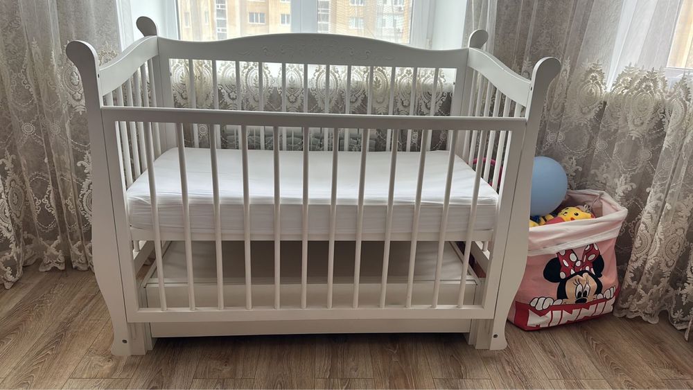 Продается детская кроватка в отличном состоянии!