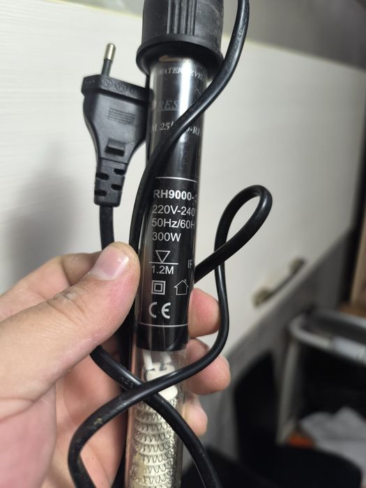 Încălzitor acvariu două bucăți de 25 și 300w