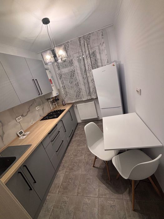 Apartament 2 camere de închiriat