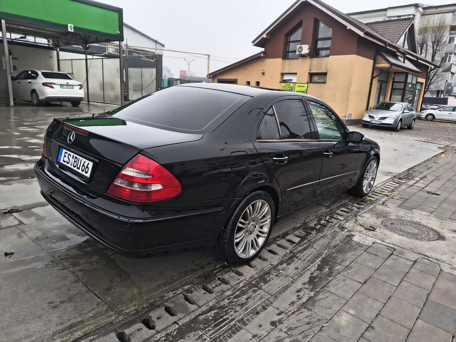 Vând Mercedes-Benz E-Class W211, an 2006, motor 2.2 CDI diesel