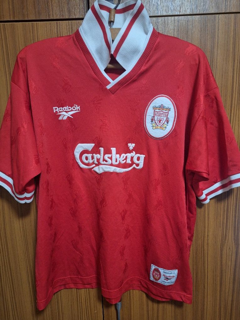 Тениска на Liverpool Ретро 1996/1998