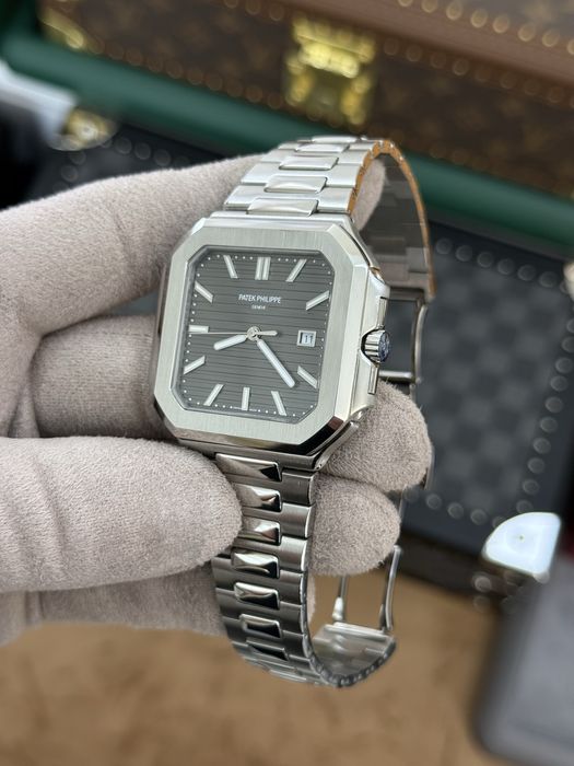 Patek Philippe Cubitus Rhodium Dial