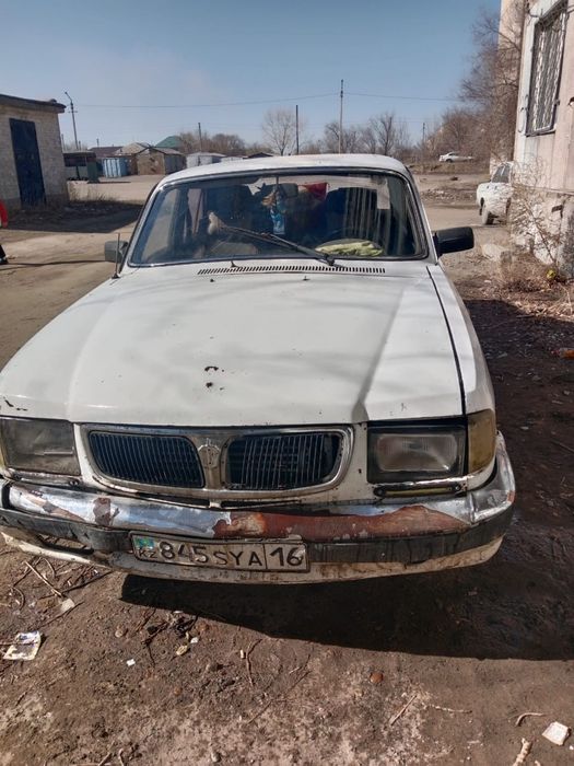 Автомобиль Волга Газ 31105
