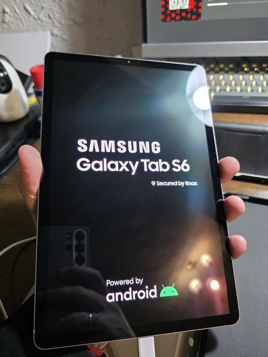 Планшет Samsung Tab S6