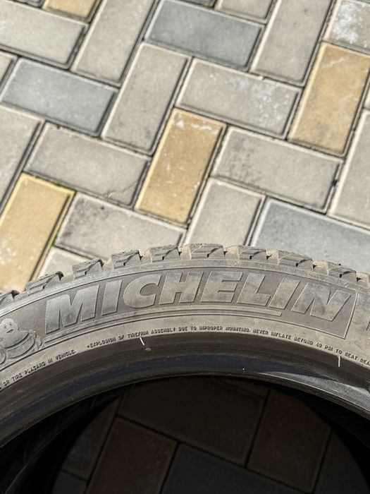 Продам Б/у зимнюю резину