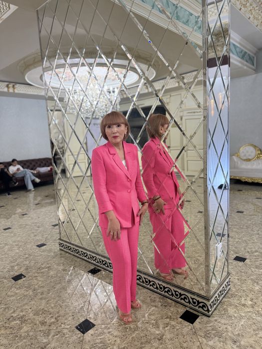 Стильный Черный пуховик