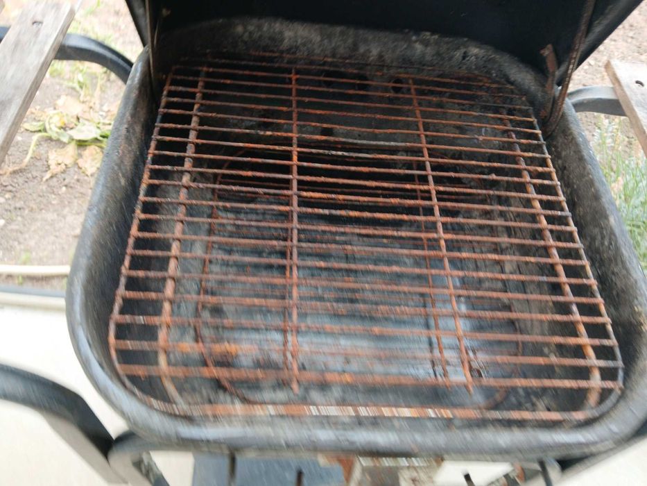 барбекю на въглища