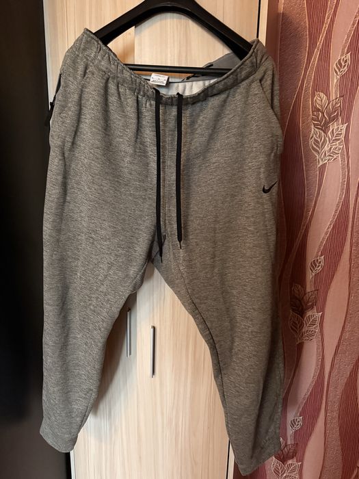 Долнище на Nike