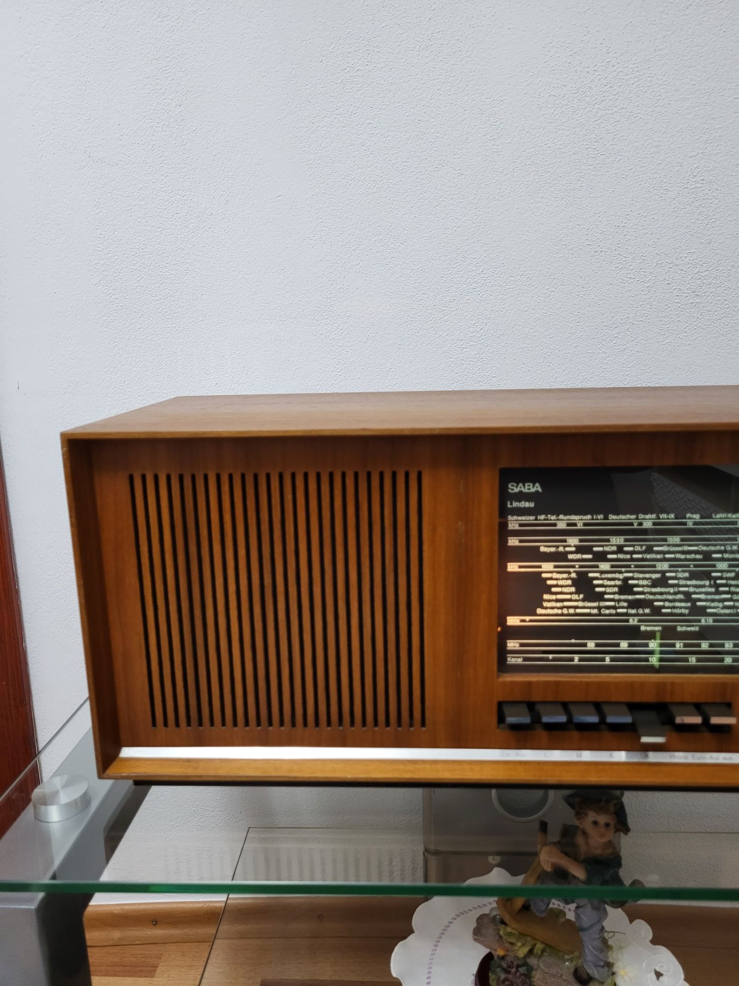 Radio Lămpi SABA-LINDAU E De colecție
