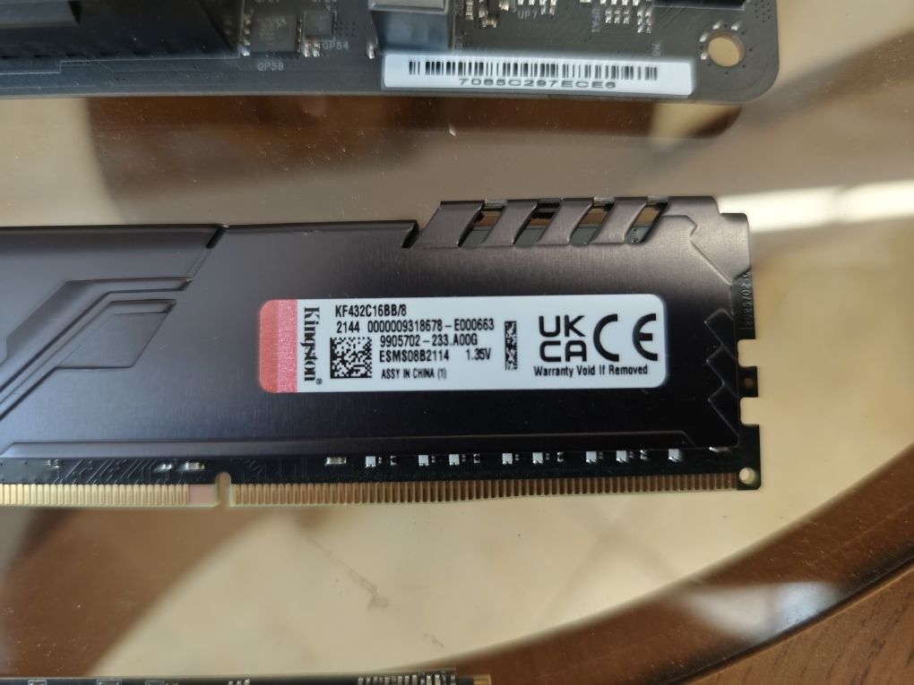 Продавам AM4 B450 3000G
