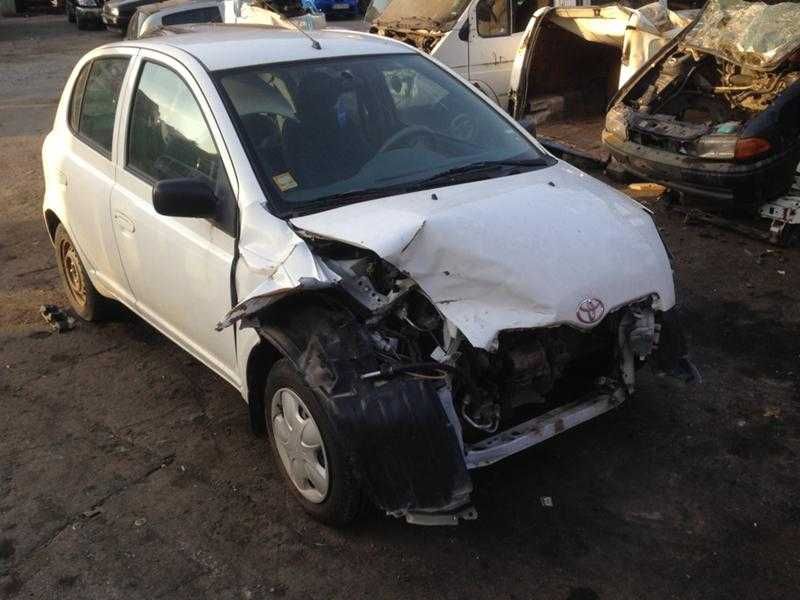 Тойота ярис 1.4i D4 / Toyota Yaris 1.4i D4 на части