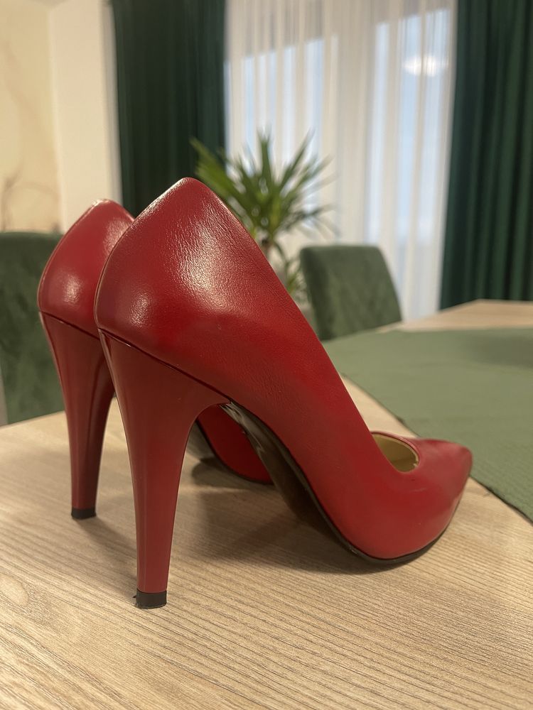 Pantofi stiletto piele, mărimea 37