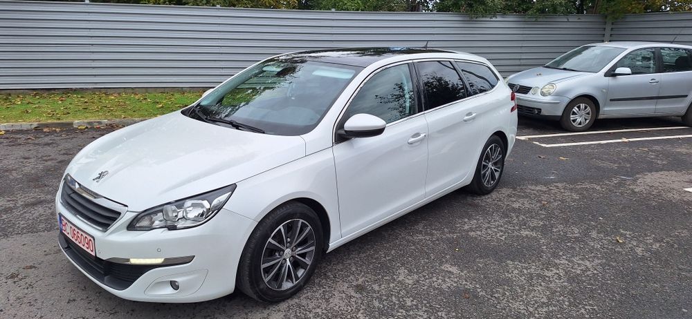 Peugeot 308,1.6 D,120 CP,Euro 6,Panoramic, Distribuție schimbata. 2015