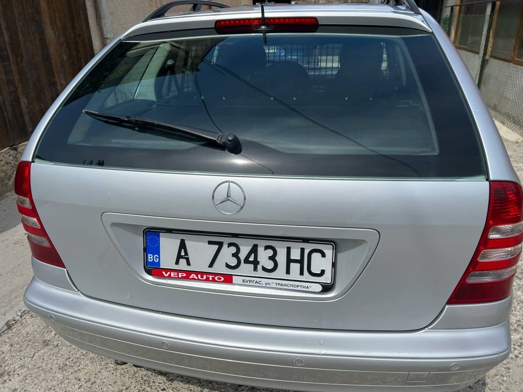 Mercedes-Benz C 220