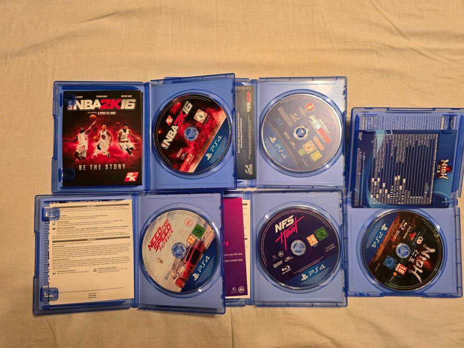 PS4 500GB в много добро състояние с 5 игри