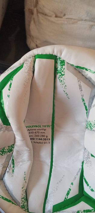 Sarlavha: Oddiy futbol to‘plari sotiladi 

Tavsif:
Yangi oddiy futbol