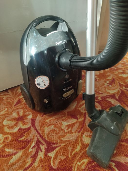 Пылесос Panasonic 2000w