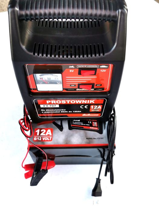 Redresor pentru încărcat bateriile auto