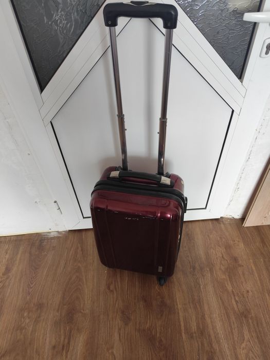 2 куфара в добро състояние