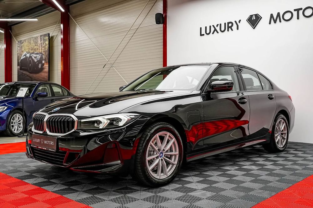 BMW Seria 3 Posibilitate Rate / Avans 0 / Km Certificat / Garantie Extinsa