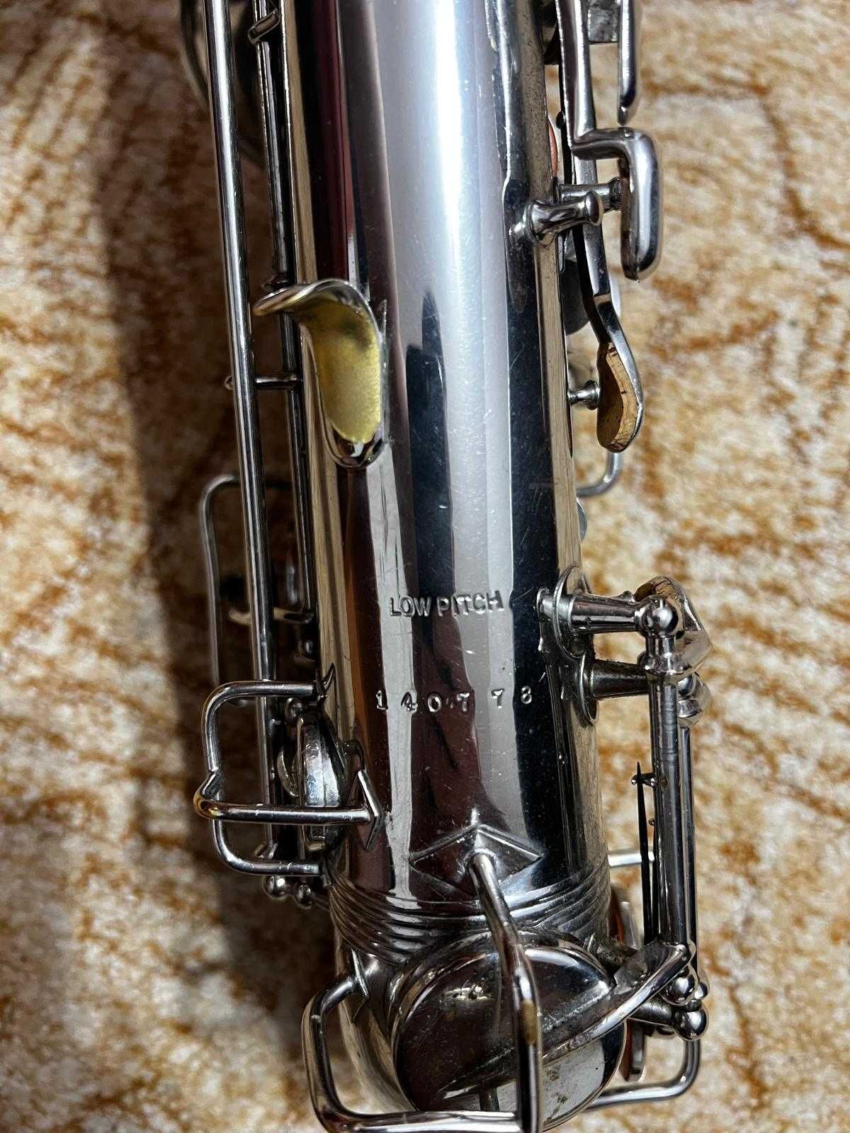 Saxafon Alto, impecabil
