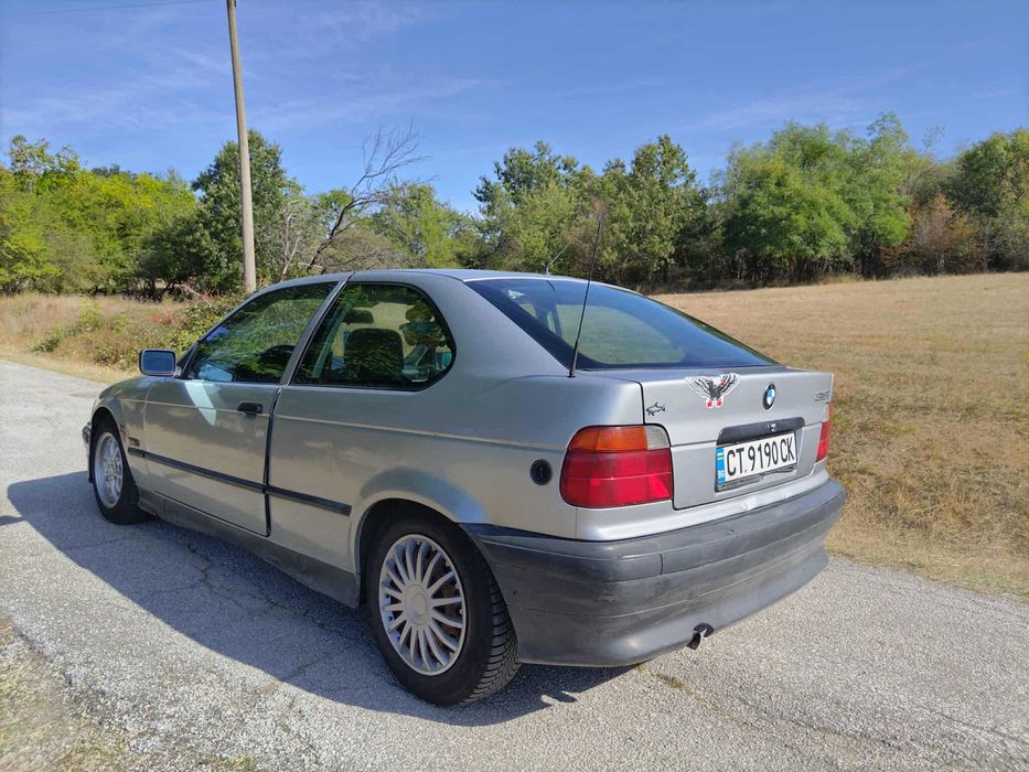 Продавам BMW 316i kompakt