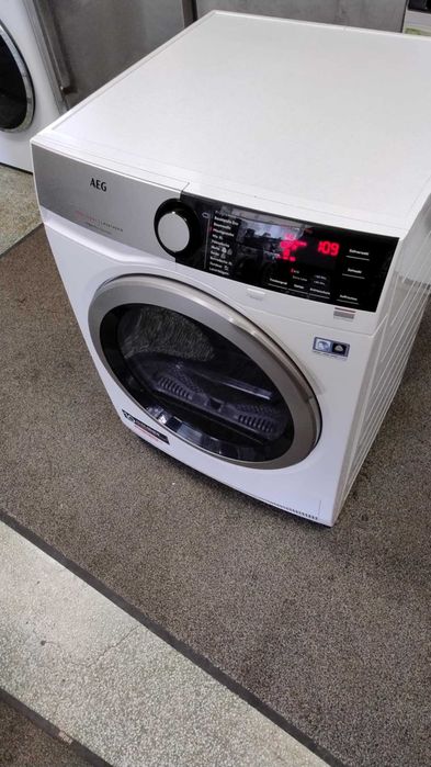 A+++ Сушилня с термопомпа AEG-АЕГ 8 кг 9000 Series SensiDry FiberPro