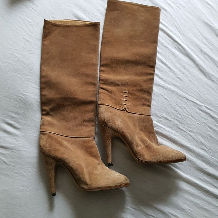 Cizme inalte din piele intoarsa