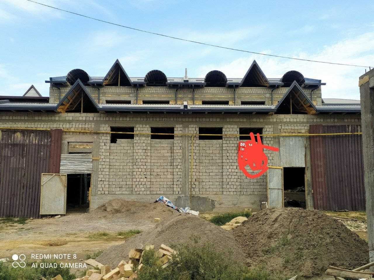 uchastka sotiladi 2 ta bir xil