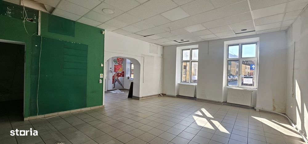 Inchiriez spatiu comercial situat central str.Ghe.Lazar langa spital