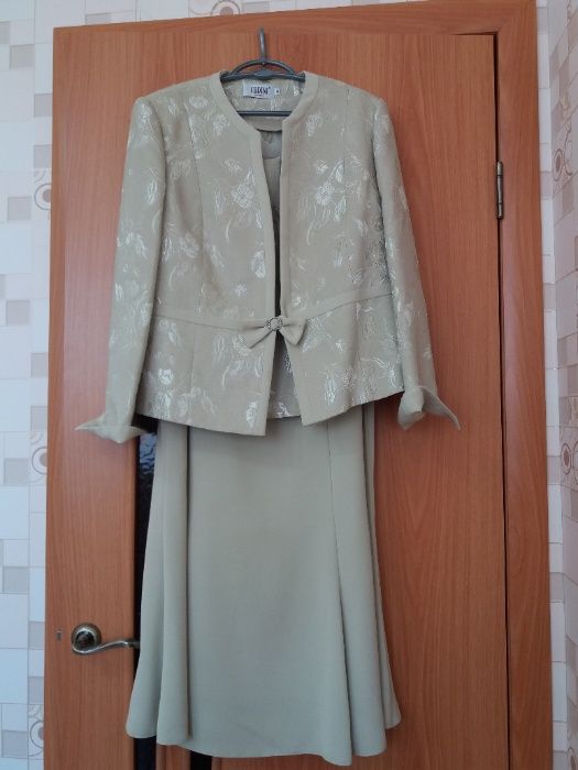 Костюм вечерний, тройка