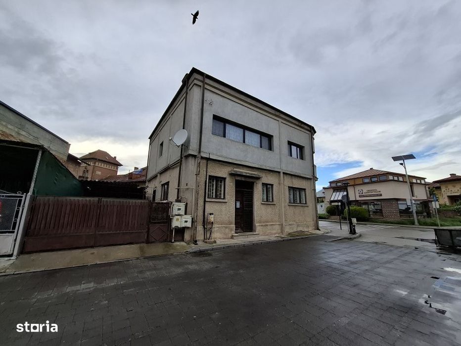 Inchirirere apartament in vila, ultracentral, Targoviste