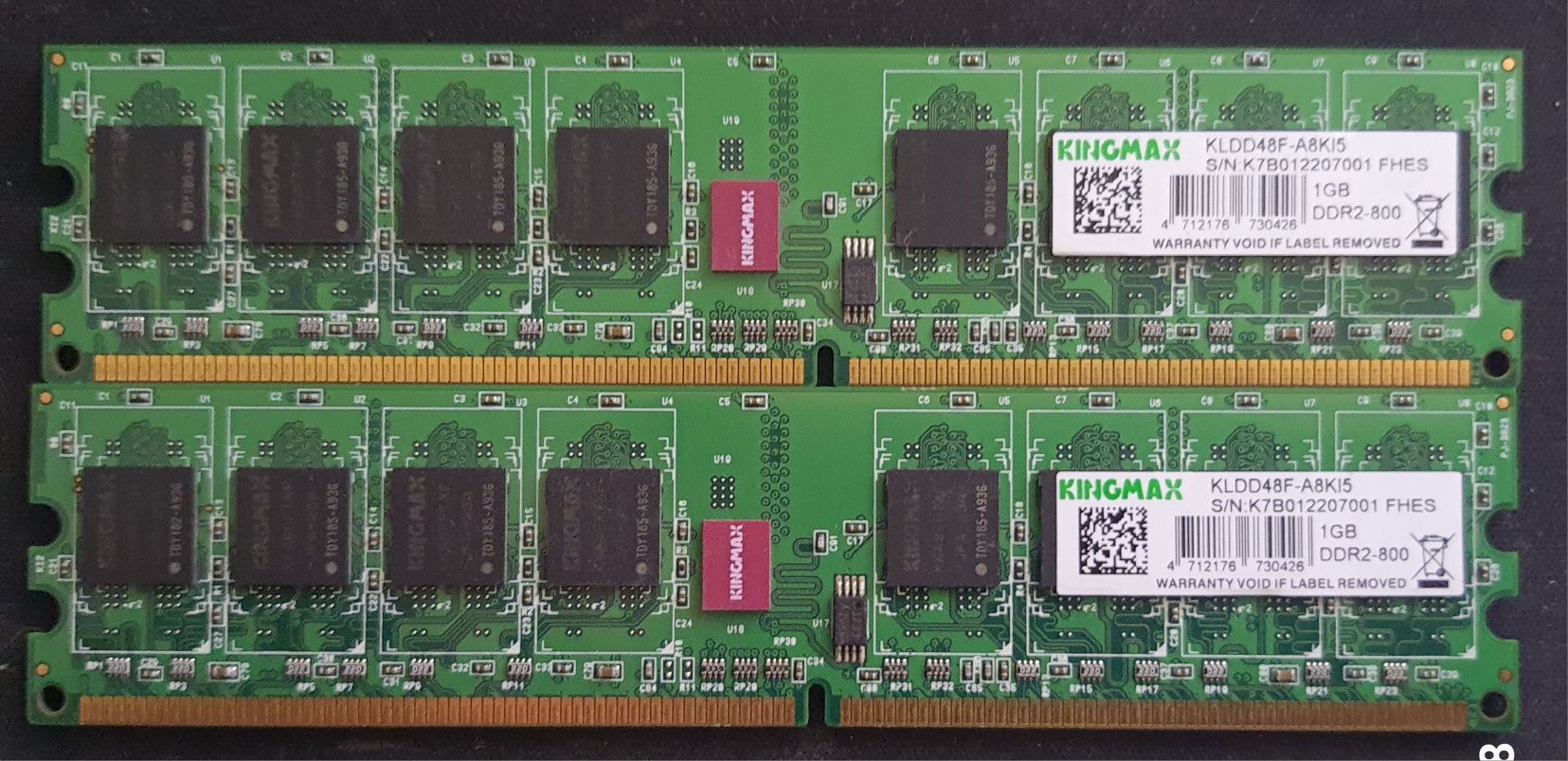 Memorii 2 GB RAM DDR3 si 1 GB DDR2