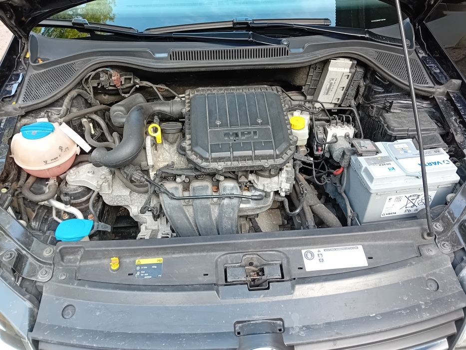 Vw Polo Comfortline Model 2015