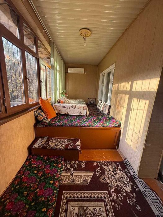 Uy sotiladi  srochna