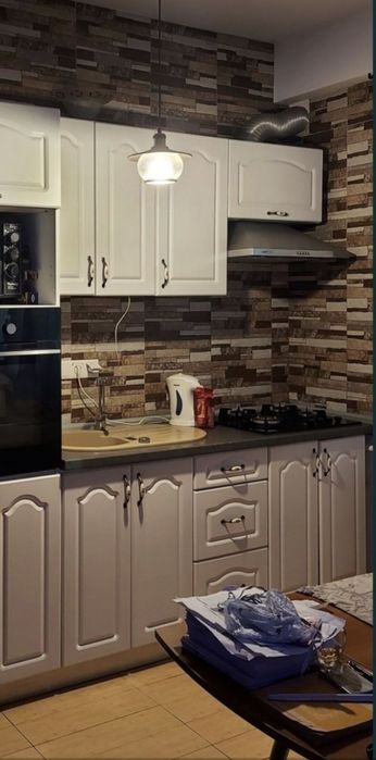 Bucatarie gata de functiune - corpuri inferioare + suspendate +  elect