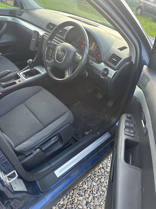 Dezmembrez Audi A4 B7 1.9 TDI