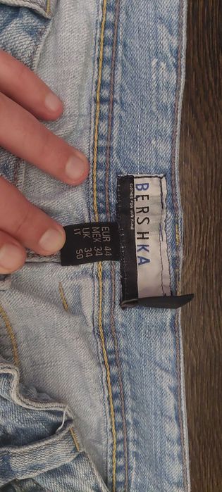 Pantaloni scurti de blugi Breshka