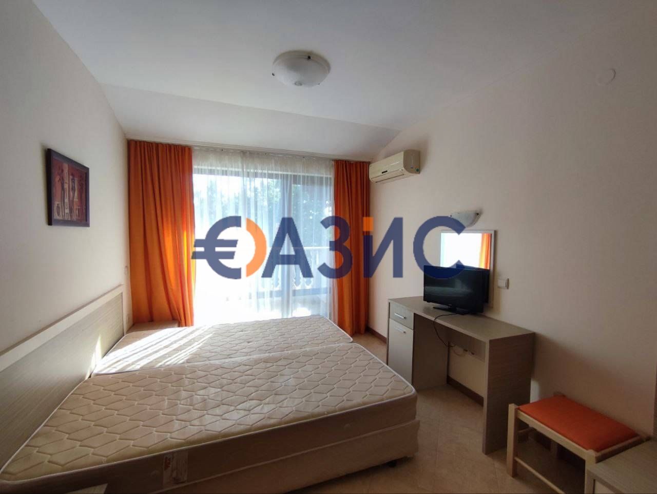 Продава се Едностаен апартамент в к.к. Слънчев бряг - 39 кв.м за 1231 €/кв.м - Снимка #8