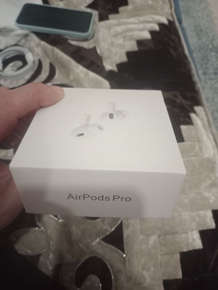 AirPods Pro новые