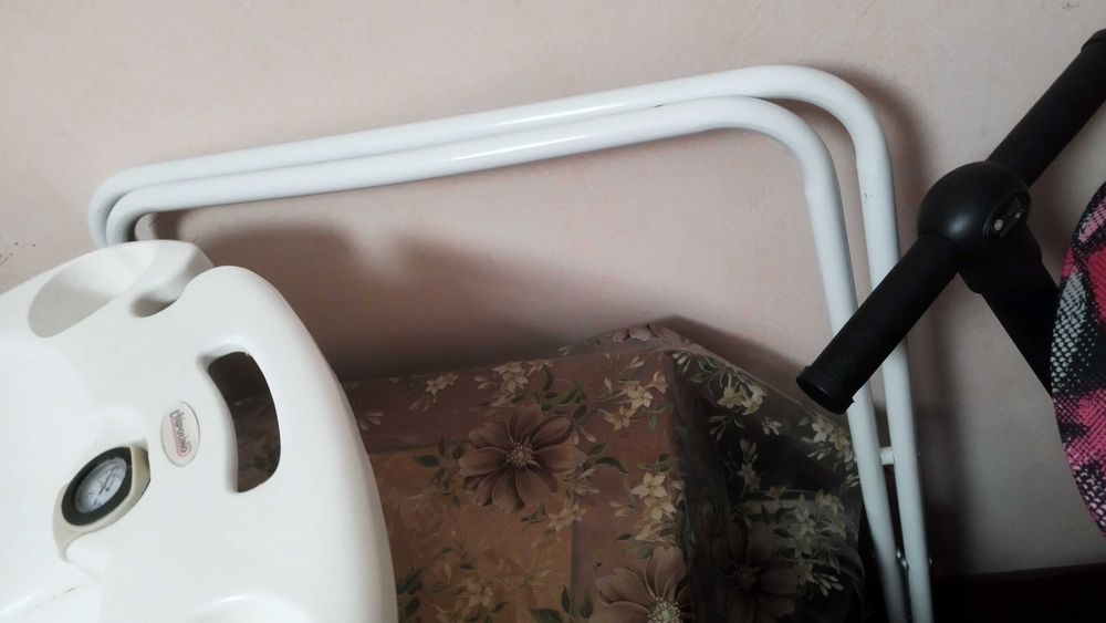 Бебешка вана със стойка